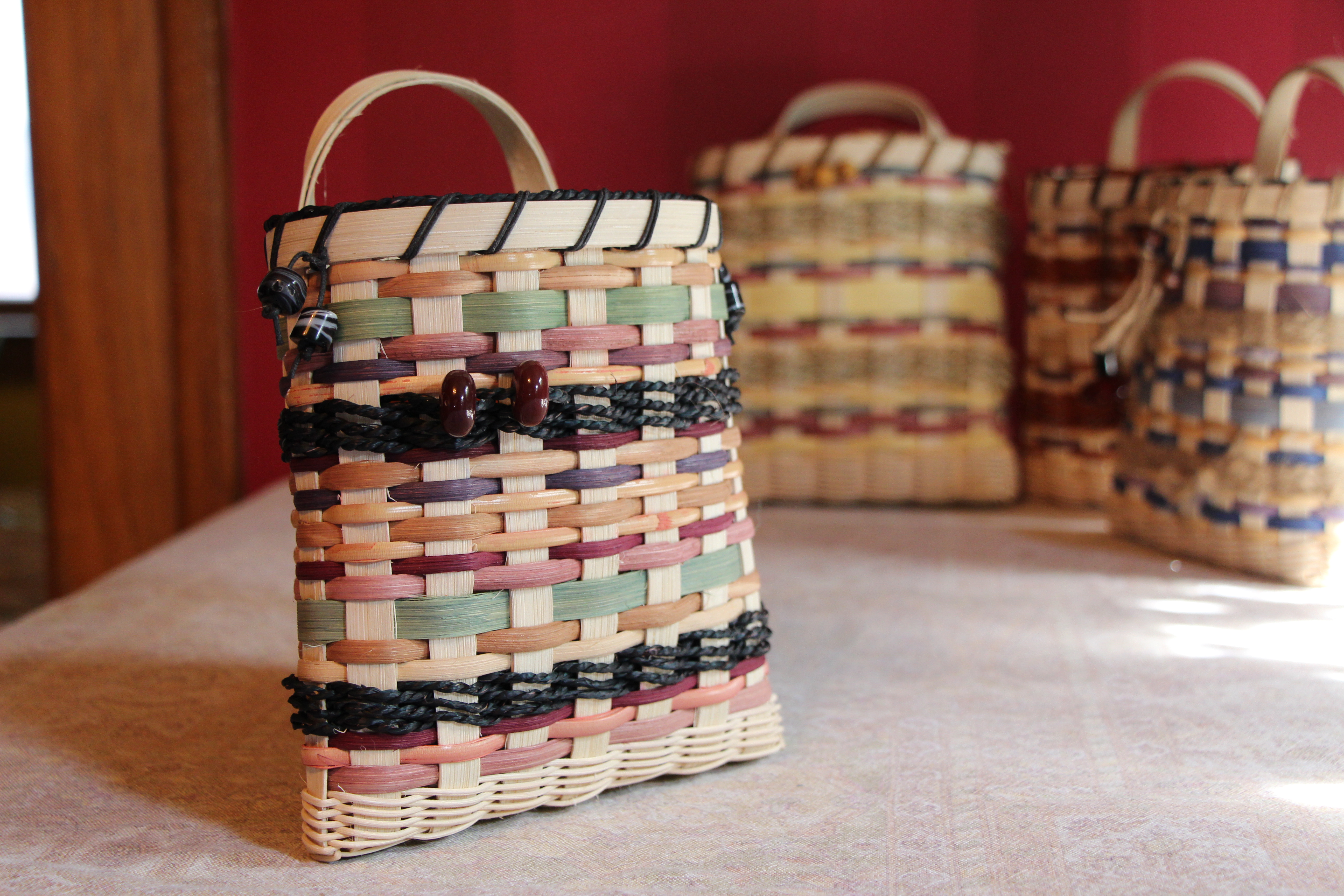 Hanging letter/mail baskets